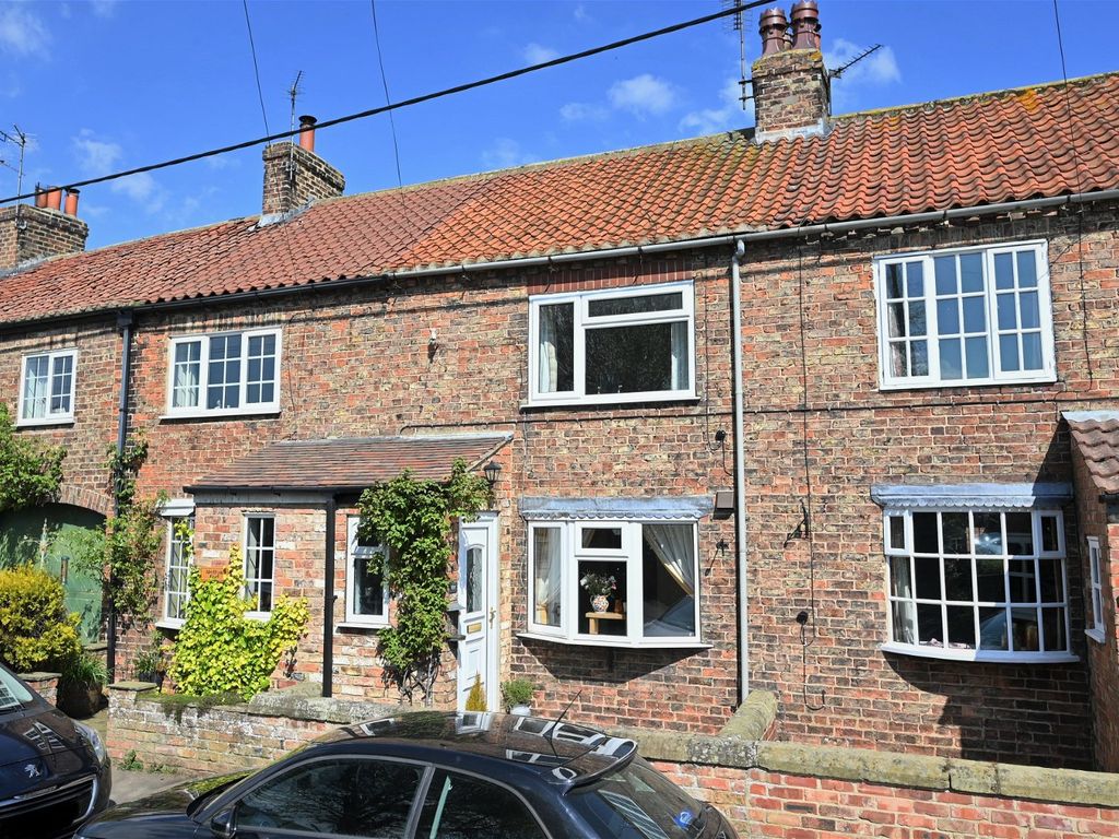 2 bed terraced house to rent in Whitwell Terrace, Melmerby, Ripon HG4