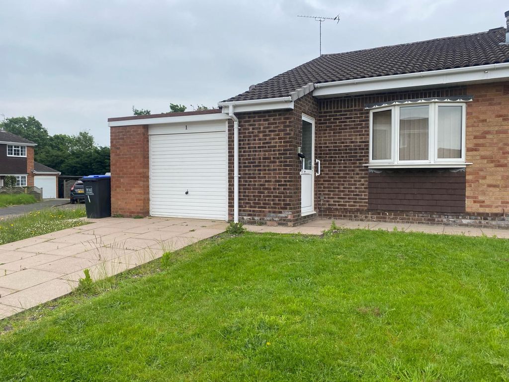 2 bed semidetached bungalow for sale in Barford Approach, Whitnash, Leamington Spa CV31, £