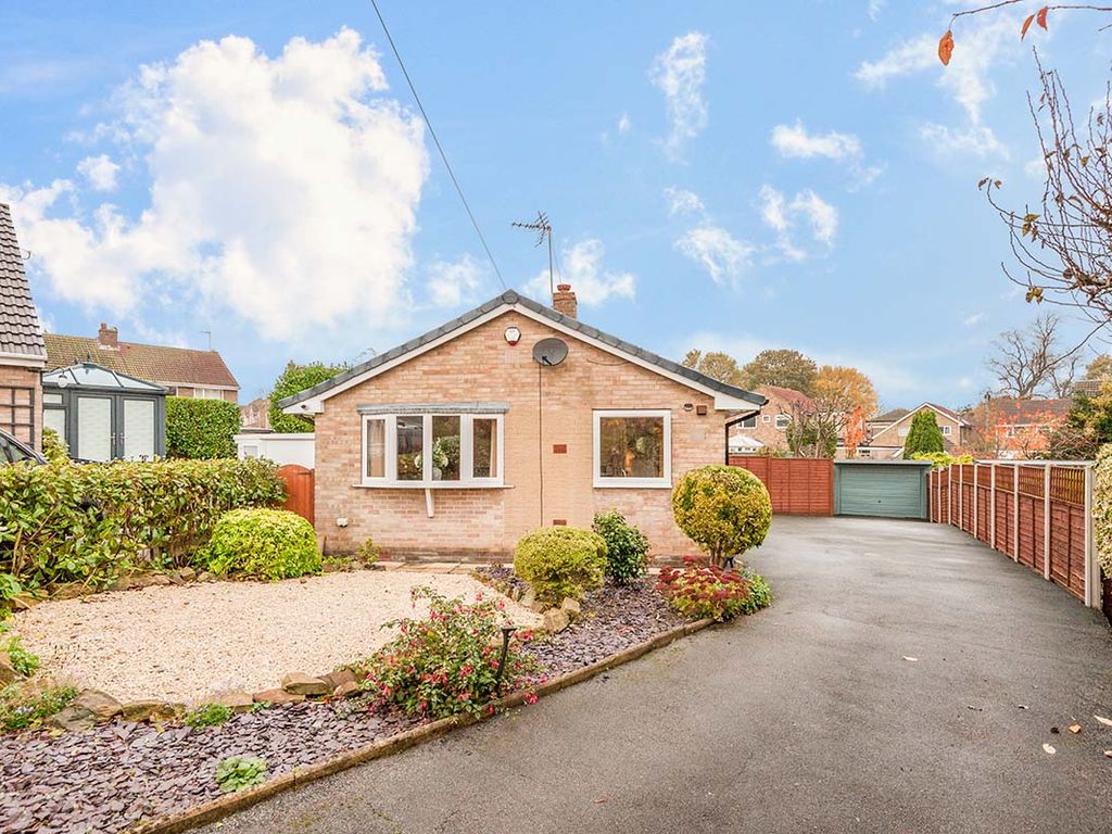 2 bed bungalow for sale in Pollard Close, Gomersal, Cleckheaton, West