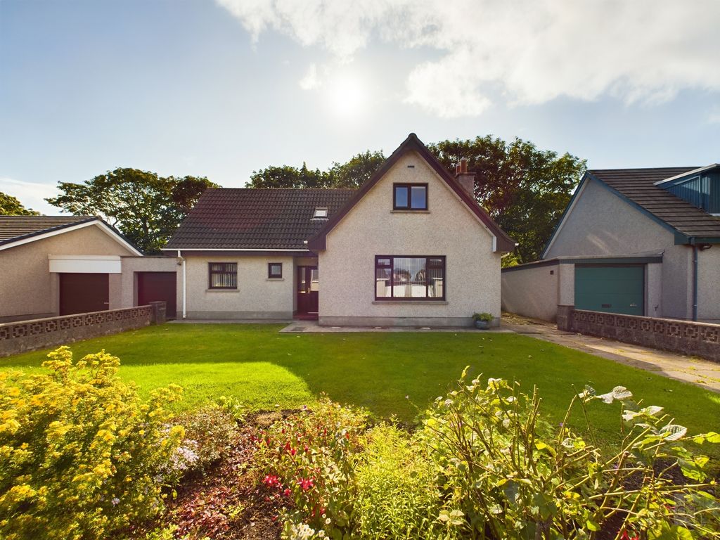 3 bed linkdetached house for sale in St. Rognvalds Way, Kirkwall KW15