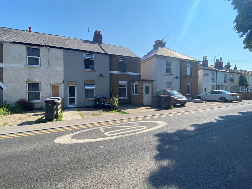 2 bed terraced house for sale in Hamilton Road, Deal CT14 Zoopla