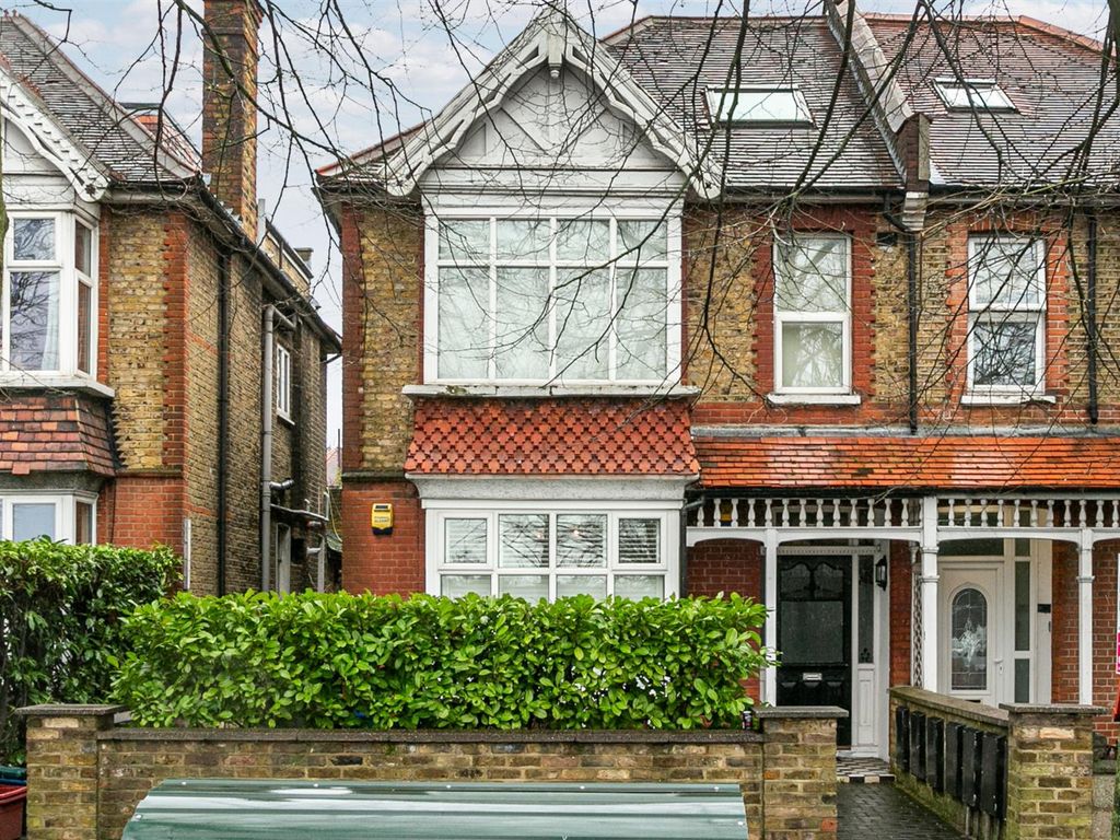 3 bed flat for sale in Harvard Road, London W4, £699,950 Zoopla