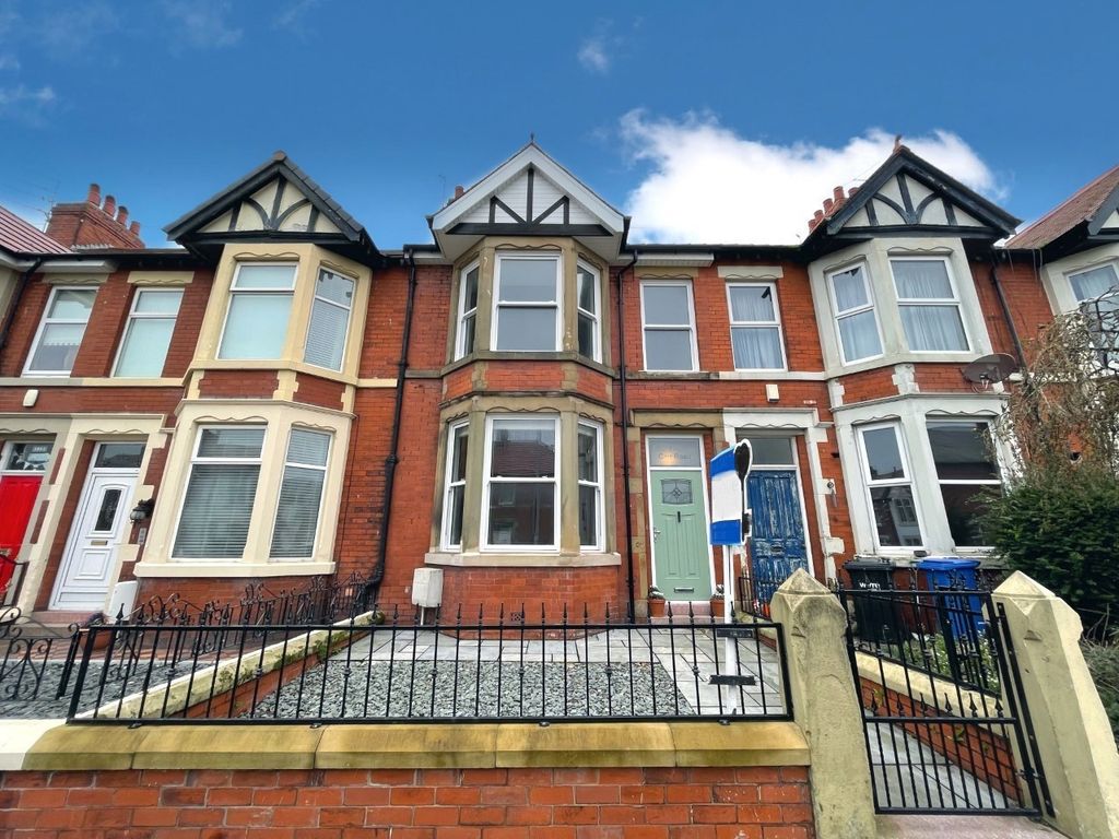4 bed terraced house for sale in Carr Road, Fleetwood FY7 Zoopla