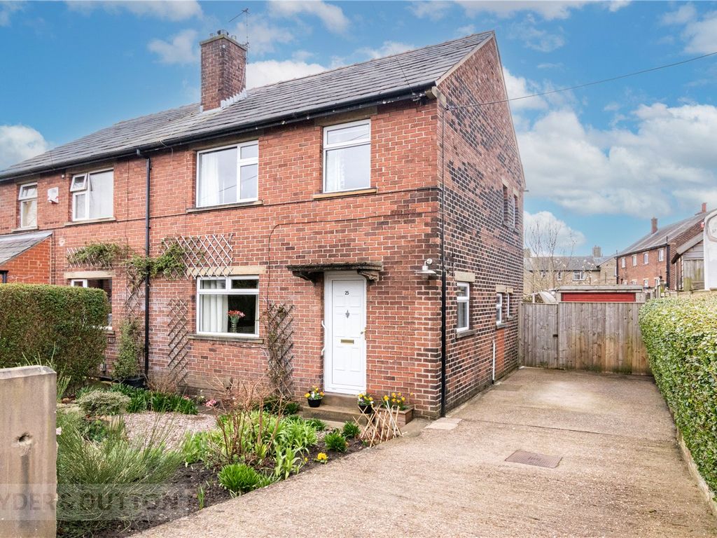 3 bed semidetached house for sale in Meltham Road, Honley, Holmfirth