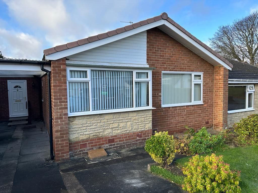 3 bed semidetached bungalow for sale in Warwick Drive, Whickham, Newcastle Upon Tyne NE16, £