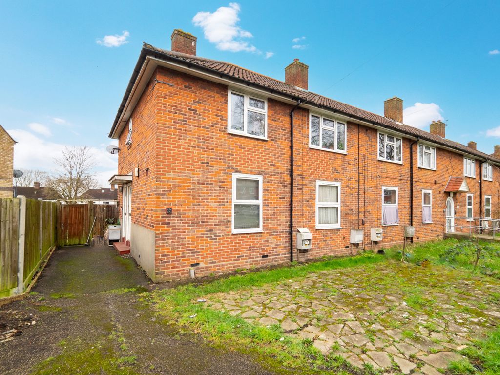 1 bed for sale in Welbeck Road, Carshalton SM5, £225,000