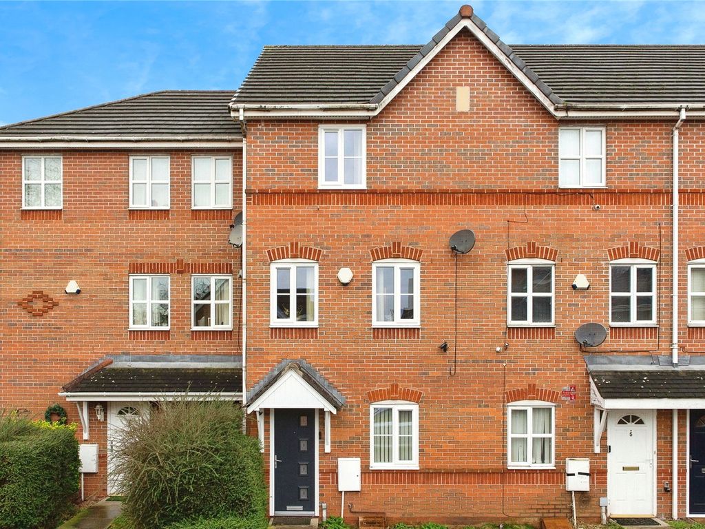 3 bed terraced house for sale in Victoria Lane, Swinton, Manchester