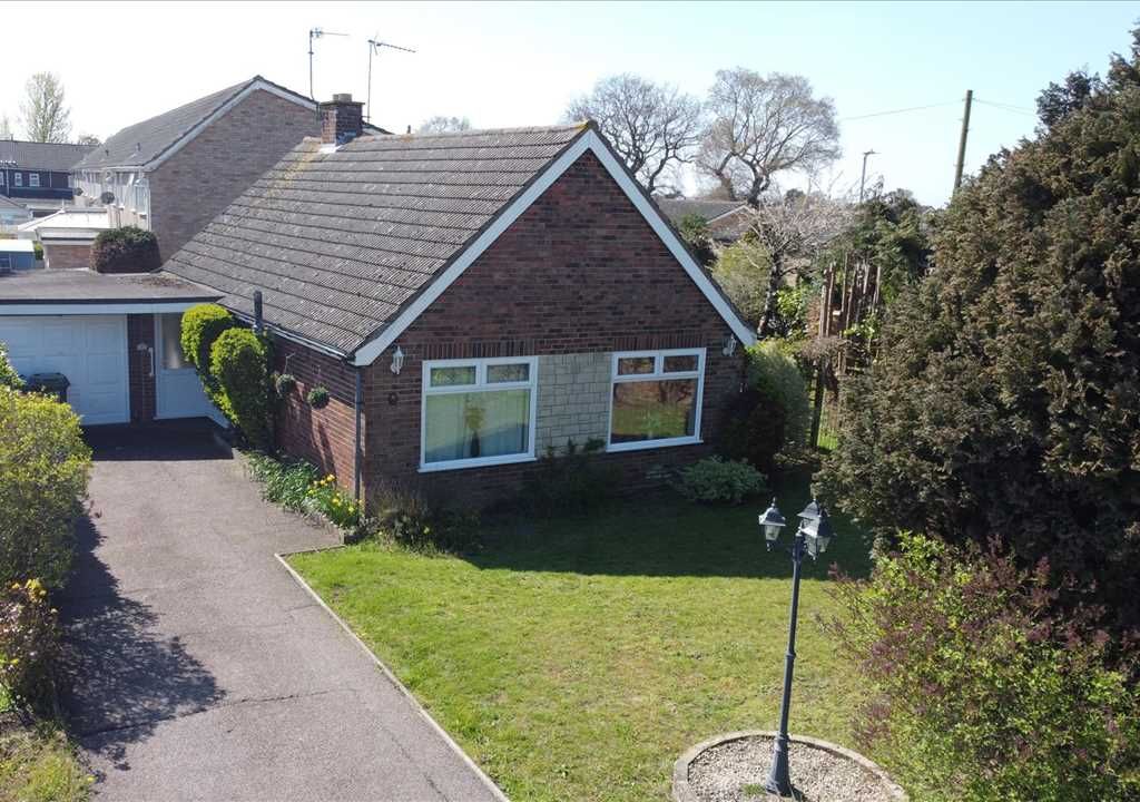 3 bed bungalow for sale in Mackenzie Drive, Kesgrave, Ipswich IP5 Zoopla