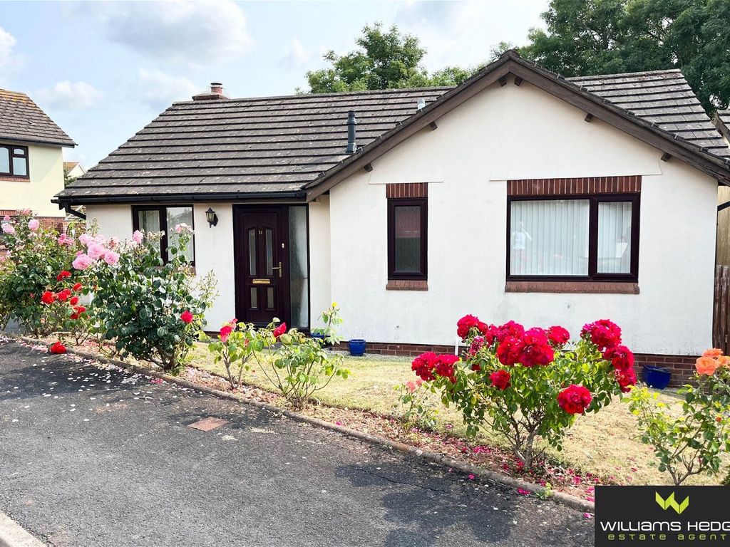 2 bed bungalow for sale in Shire Close, Hookhills, Paignton TQ4, £