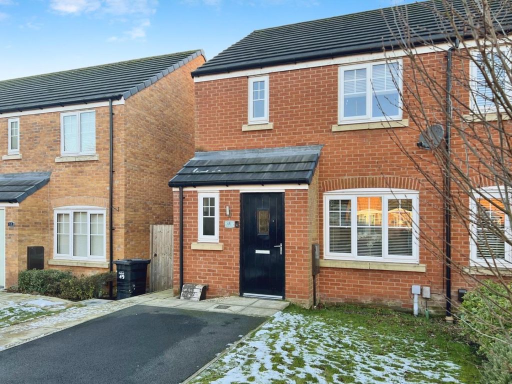 3 bed semidetached house for sale in Worthington Place, Leigh WN7, £