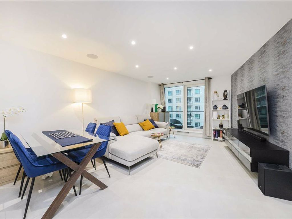 2 bed flat for sale in St. Wharf, London SW8 Zoopla
