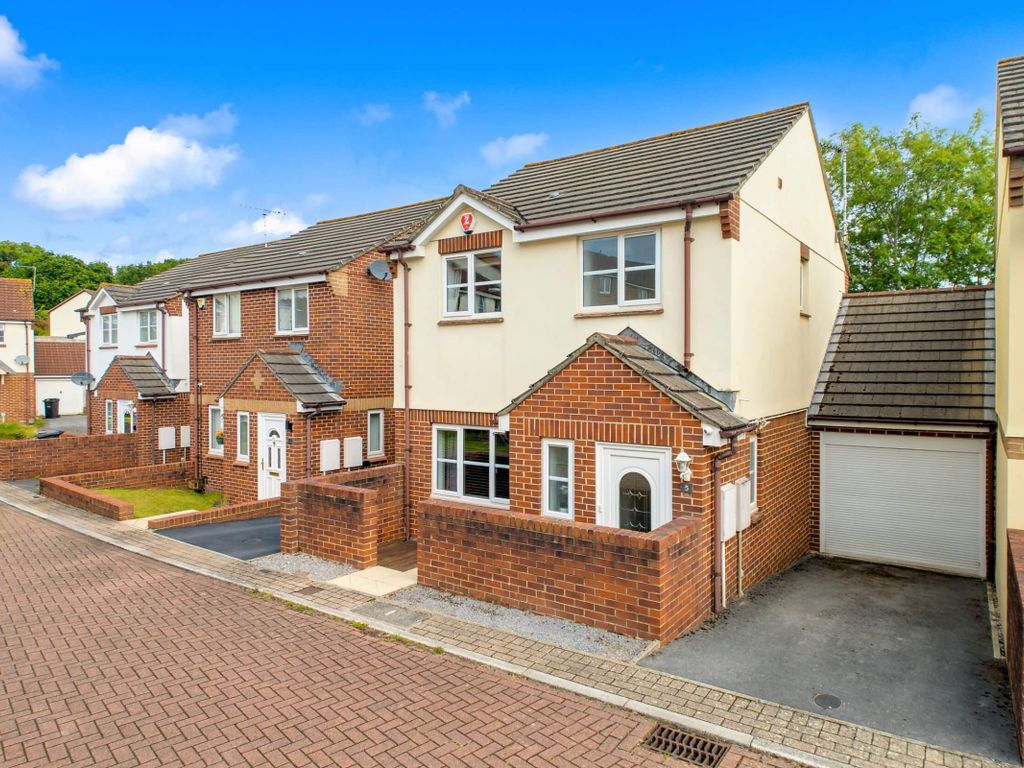 3 bed link detached house for sale in Orkney Close, The Willows, Torquay TQ2, £285,000 Zoopla