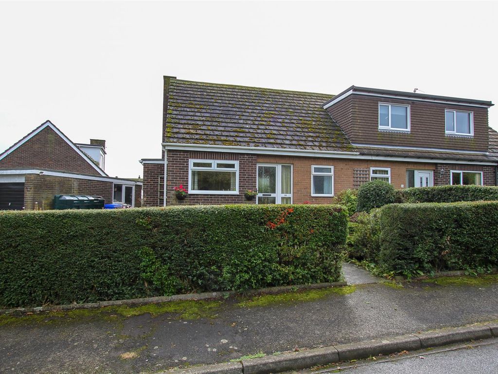 3 bed semidetached house for sale in Osborne Gardens, North Sunderland, Seahouses NE68, £