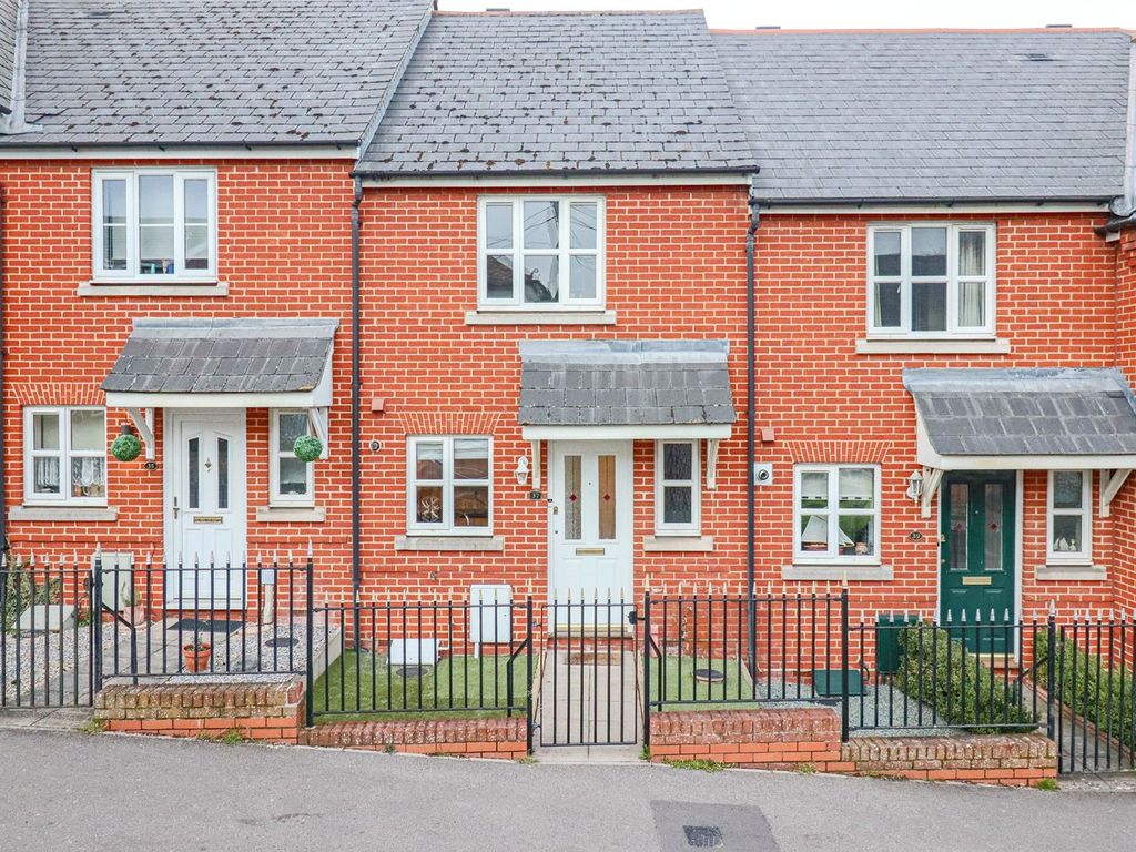 2 bed terraced house for sale in Notley Road, Braintree CM7 Zoopla
