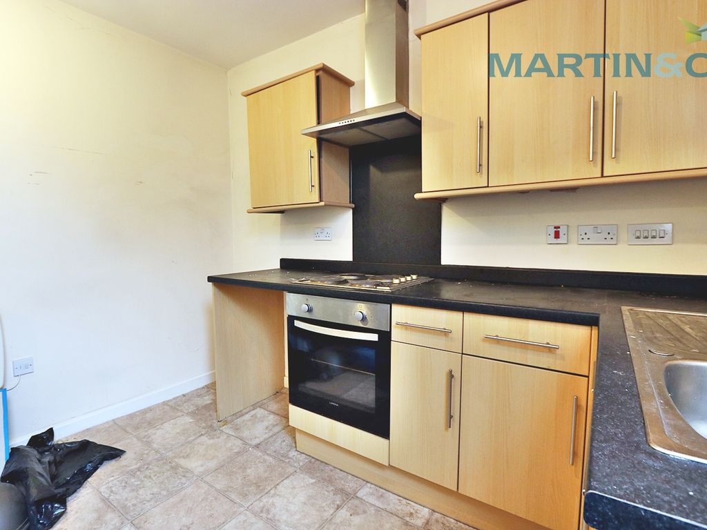 2 bed flat to rent in The Old School House, Tredegar Avenue, Llanharan