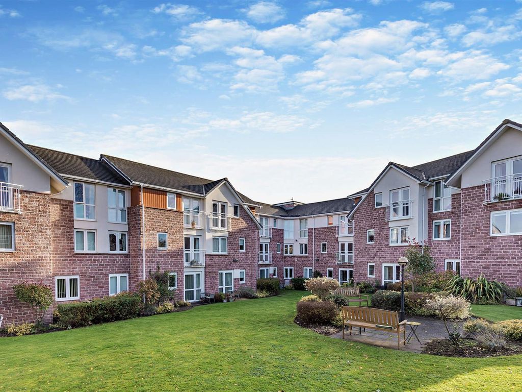 1 bed flat for sale in Jessop Court, Chester Road, Little Sutton