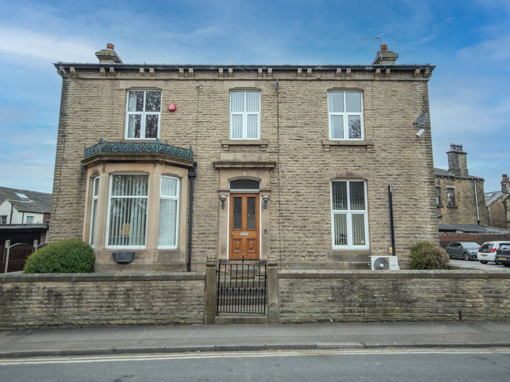6 bed detached house for sale in Queen Street, Mirfield WF14 Zoopla