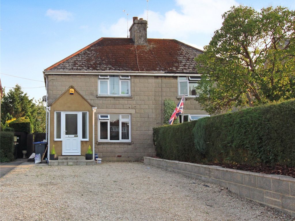 3 bed semidetached house for sale in Blacklands, Purton, Pavenhill