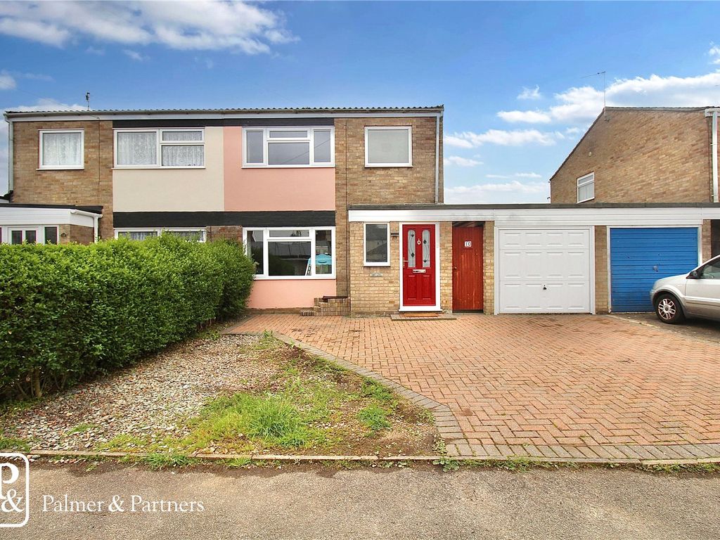 3 bed semidetached house for sale in First Avenue, Glemsford, Sudbury