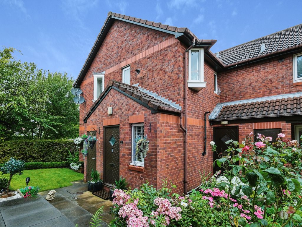 2 bed flat for sale in Thorner Lane, Leeds LS14, £199,999 Zoopla