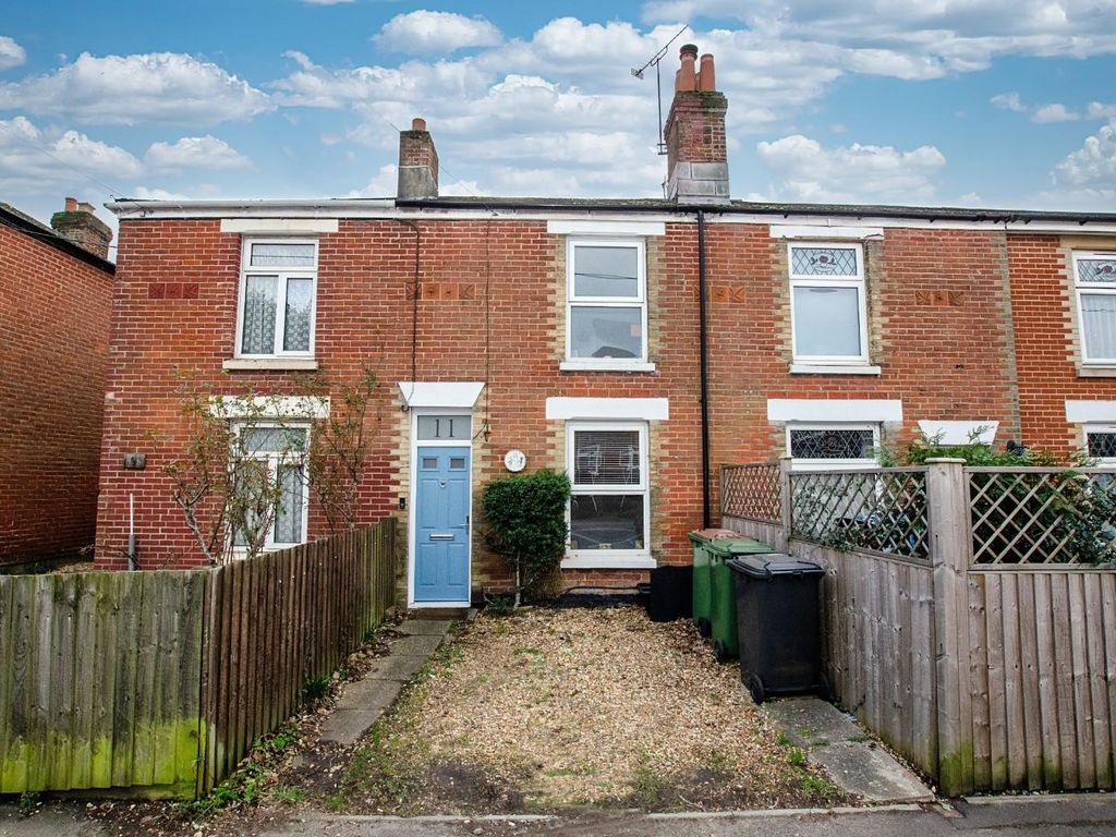 2 bed terraced house for sale in Swaythling Road, West End, Southampton
