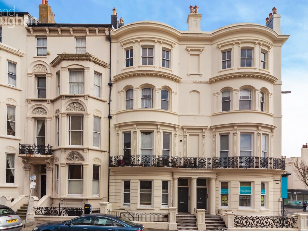 2 bed flat to rent in Cambridge Road, Hove, East Sussex BN3 Zoopla