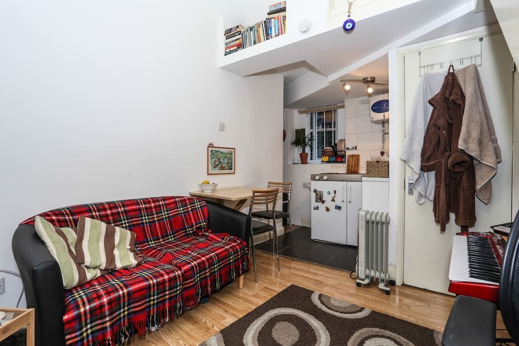 Studio to rent in Stoke Newington High Street, London N16 Zoopla