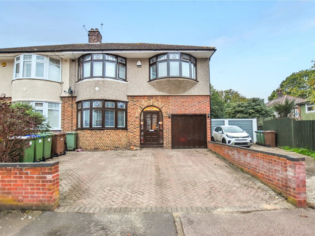 4 bed semidetached house for sale in Martens Close, Bexleyheath, Kent DA7 Zoopla