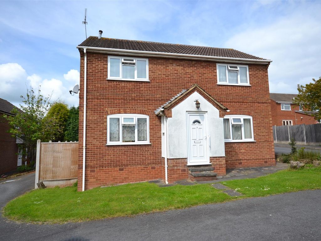 4 bed detached house for sale in Cheviot Drive, Shepshed