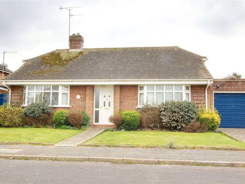2 bed bungalow for sale in Corner Garth, Ferring, Worthing, West Sussex