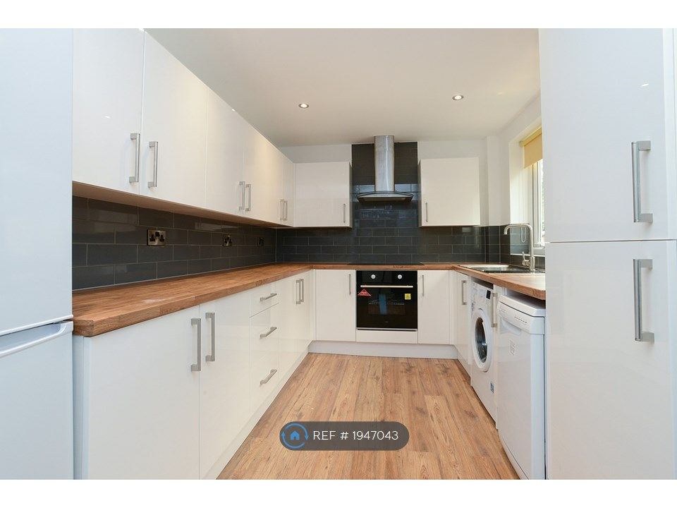 Room to rent in Station Road, Beeston, Nottingham NG9, £495 pcm Zoopla