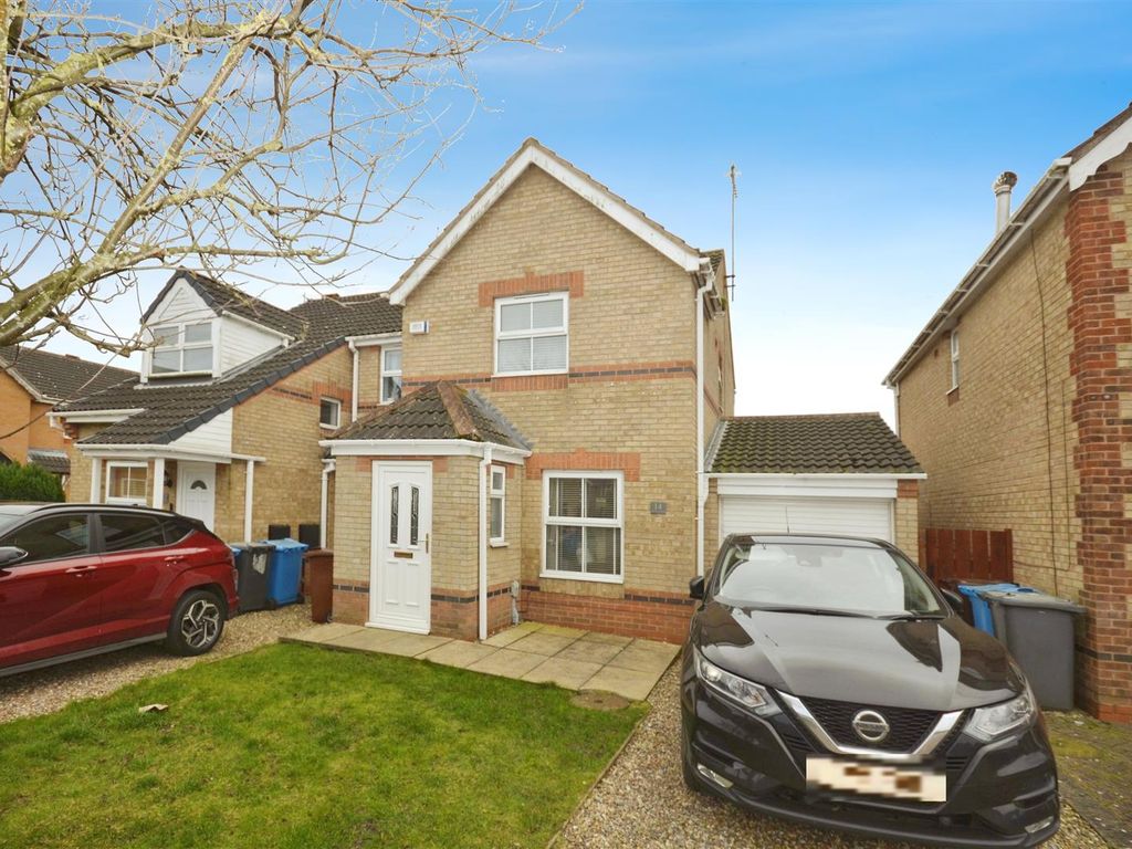 2 bed semidetached house for sale in Blackwater Way, Kingswood, Hull HU7, £150,000 Zoopla