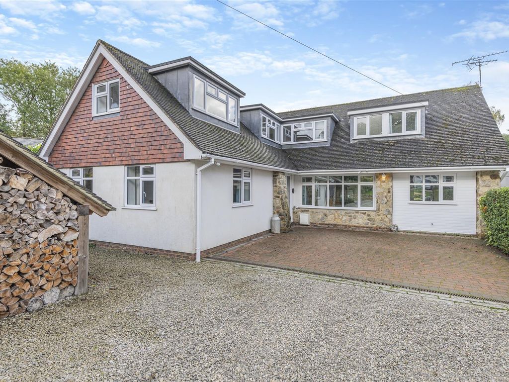 5 bed property for sale in The Quarries, Boughton Monchelsea, Maidstone