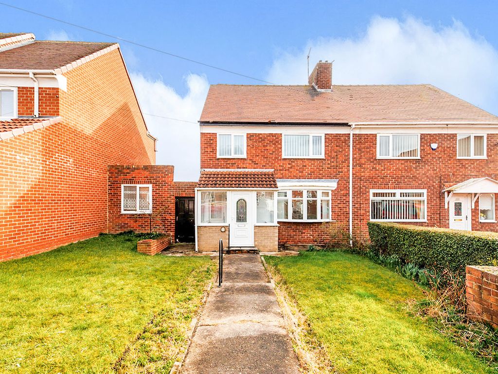 3 bed semidetached house for sale in Murphy Grove, Sunderland, Tyne