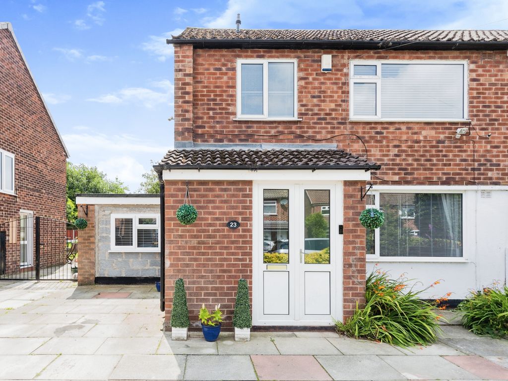 3 bed semidetached house for sale in Biddall Drive, Manchester