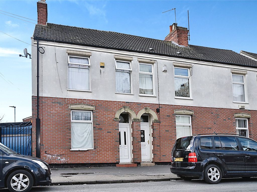 2 bed end terrace house for sale in Holland Street, Hull, Yorkshire HU9