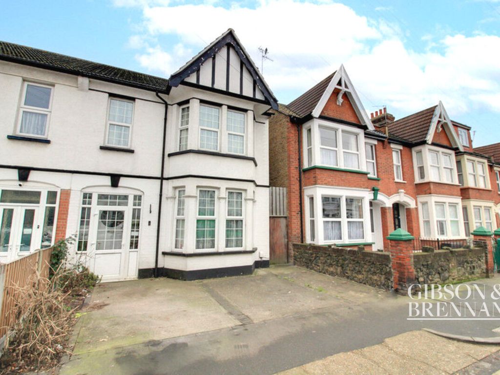 3 bed semidetached house for sale in Swanage Road, SouthendOnSea SS2