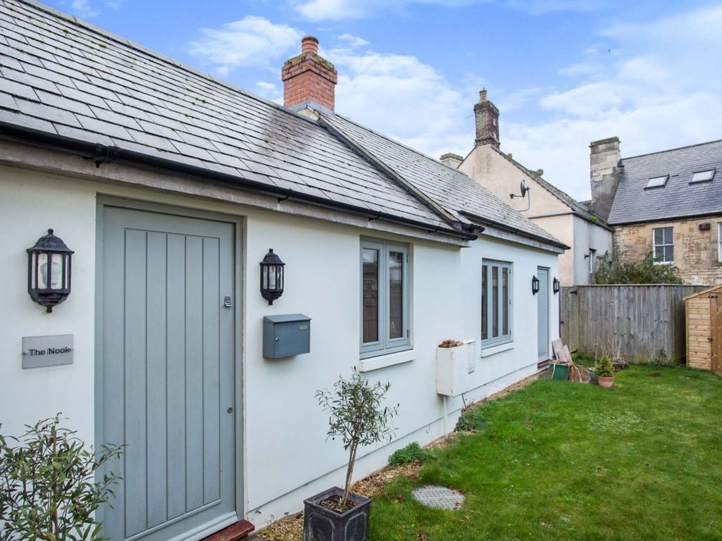 1 bed detached bungalow for sale in The Pippin, Calne SN11 Zoopla