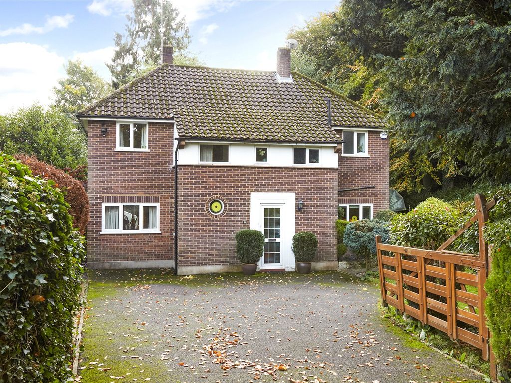 3 bed detached house for sale in Doods Park Road, Reigate RH2 Zoopla