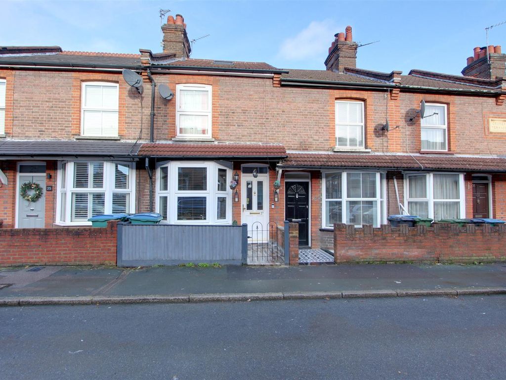 2 bed terraced house for sale in Cromer Road, Watford WD24, £400,000