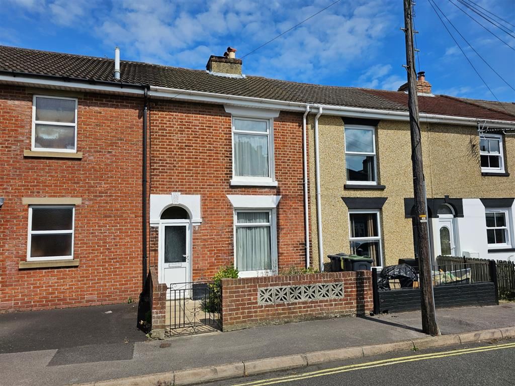 3 bed terraced house for sale in Prince Alfred Street, Gosport PO12, £135,000 Zoopla
