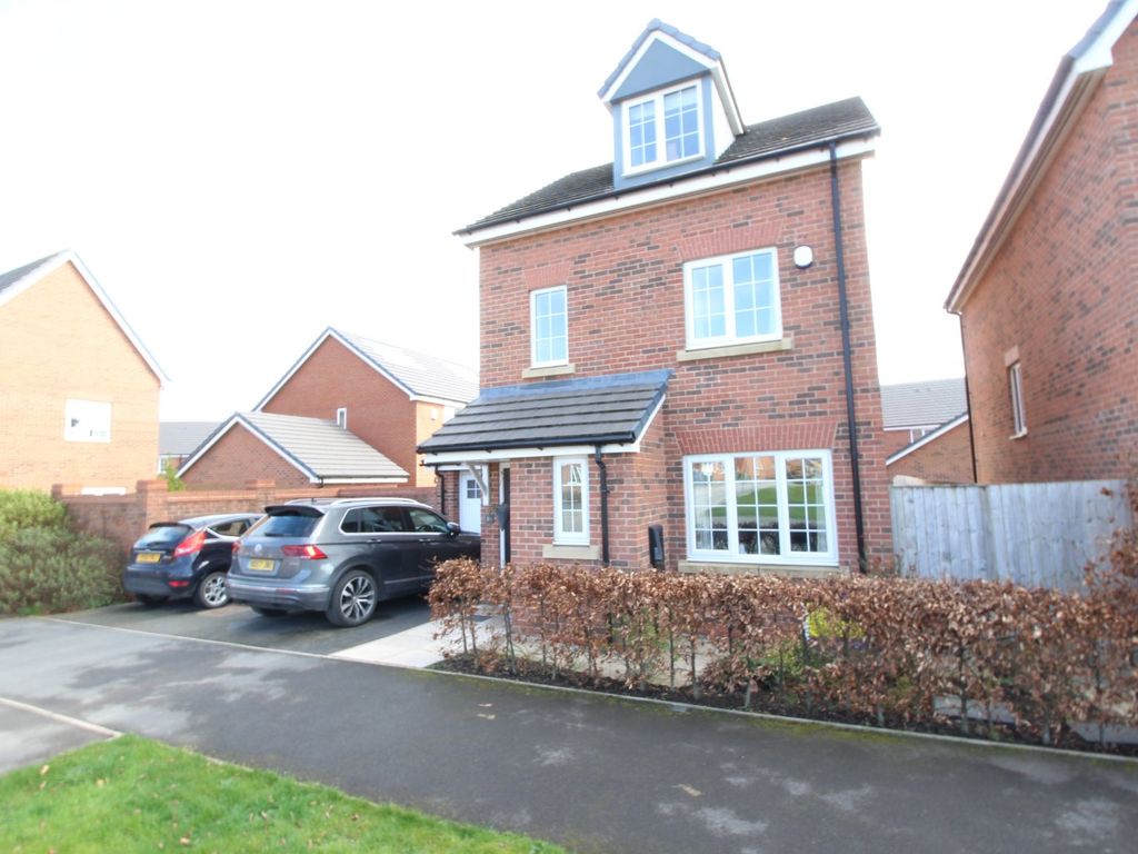 4 bed detached house for sale in Maxy House Road, Cottam, Preston