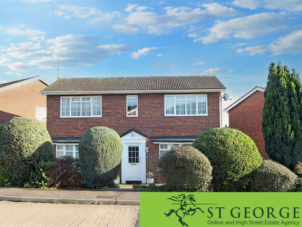 4 bed detached house for sale in The Limes, Rayleigh SS6, £515,000 Zoopla