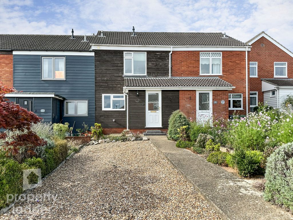 3 bed terraced house for sale in Cedar Avenue, Spixworth, Norwich NR10
