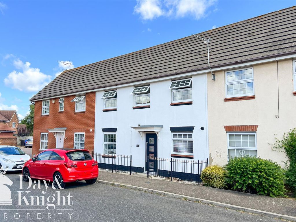 3 bed terraced house for sale in Dorley Dale, Carlton Colville