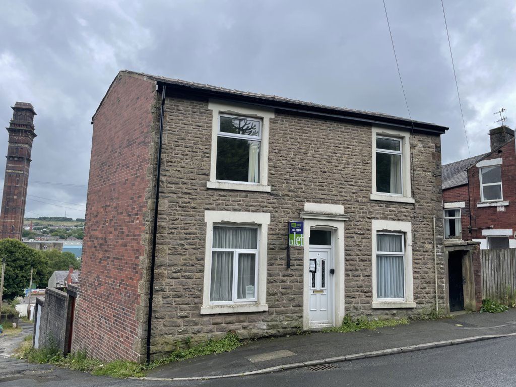 1 bed flat to rent in Melville Street, Darwen BB3, £540 pcm Zoopla