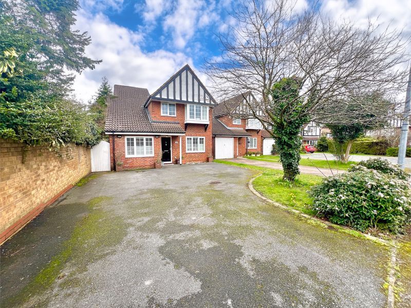 3 bed detached house for sale in Tennyson Avenue, Houghton Regis