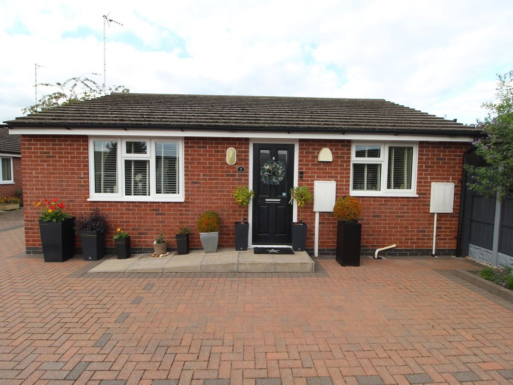 1 bed detached bungalow for sale in Barry Court, Narborough, Leicester