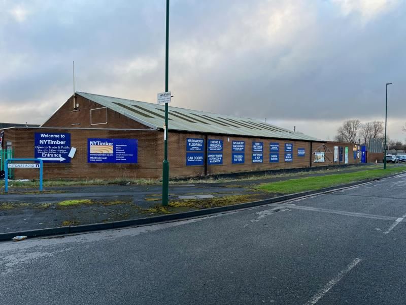 Industrial to let in Skippers Lane Industrial Estate, Brunel Road