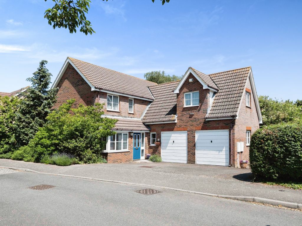 5 bed detached house for sale in Blackberry Way, Whitstable CT5 Zoopla